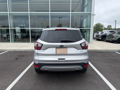 Used 2018 Ford Escape SE AWD/4WD image 6