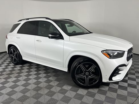 Used 2026 Mercedes-Benz GLE 450 4MATIC image 2