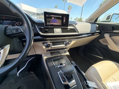 Used 2018 Audi Q5 2.0T Premium Plus AWD/4WD image 9