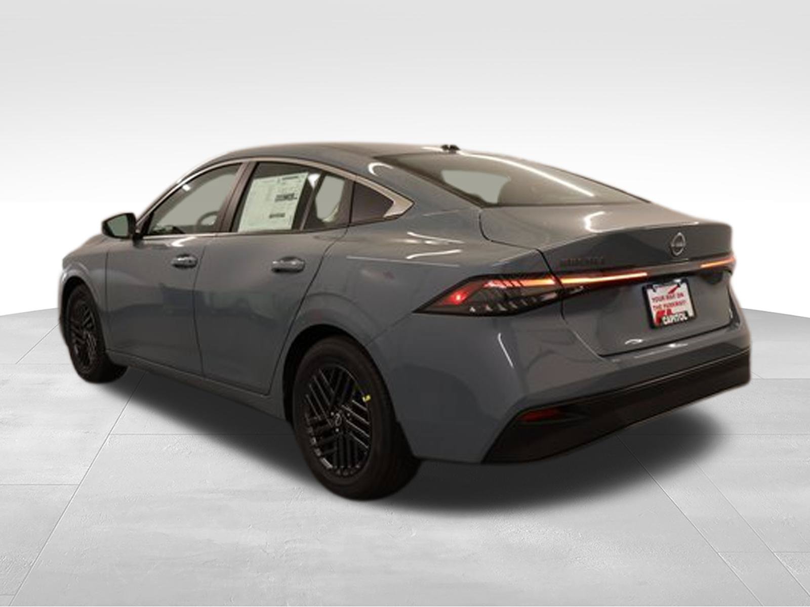 New 2027 Nissan Sentra SV w/ SV Convenience Package FWD image 4