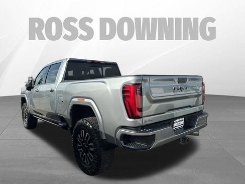 Used 2024 GMC Sierra 2500 Denali Ultimate image 6