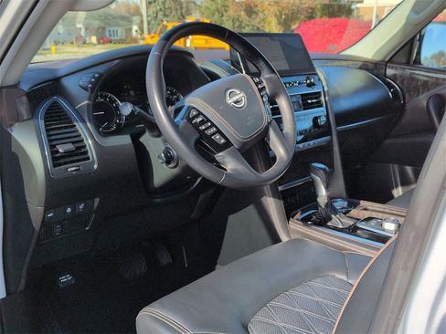 Used 2024 Nissan Armada Platinum w/ Cargo Package image 9