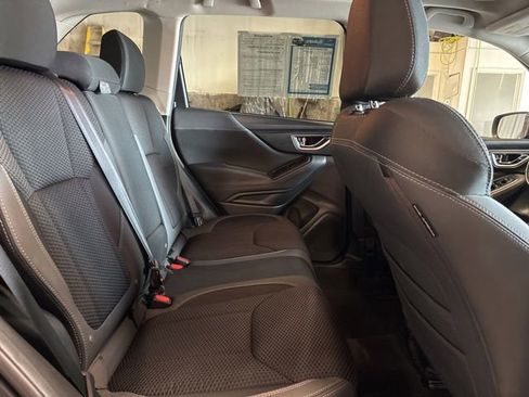Used 2021 Subaru Forester Premium AWD/4WD image 15