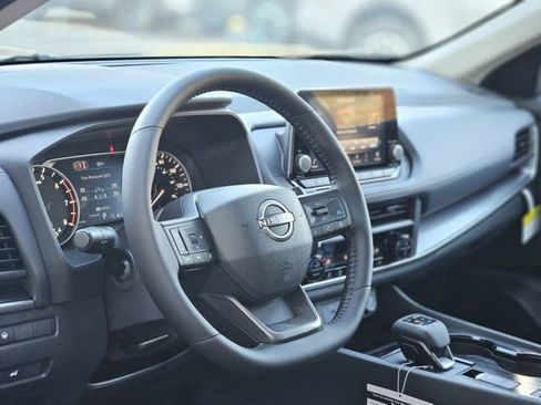 New 2026 Nissan Rogue SV FWD image 11