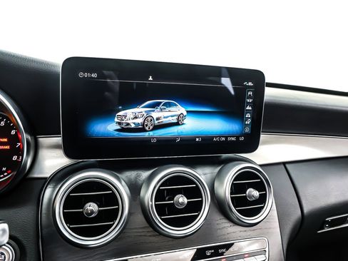 Used 2019 Mercedes-Benz C 300 Sedan image 19