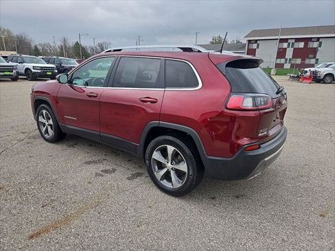 Certified 2019 Jeep Cherokee Limited image 3