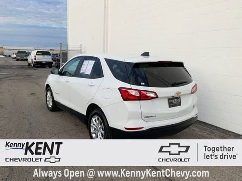 Used 2021 Chevrolet Equinox LS w/ LS Convenience Package image 30