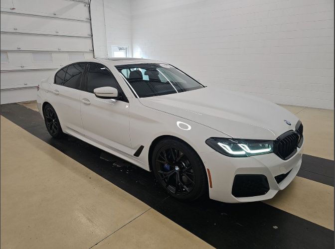 Used 2022 BMW M550i xDrive w/ Shadowloine Package AWD/4WD image 1