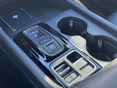 Used 2024 Honda Pilot TrailSport image 20