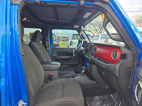 Used 2021 Jeep Wrangler Unlimited Rubicon w/ Cold Weather Group image 14