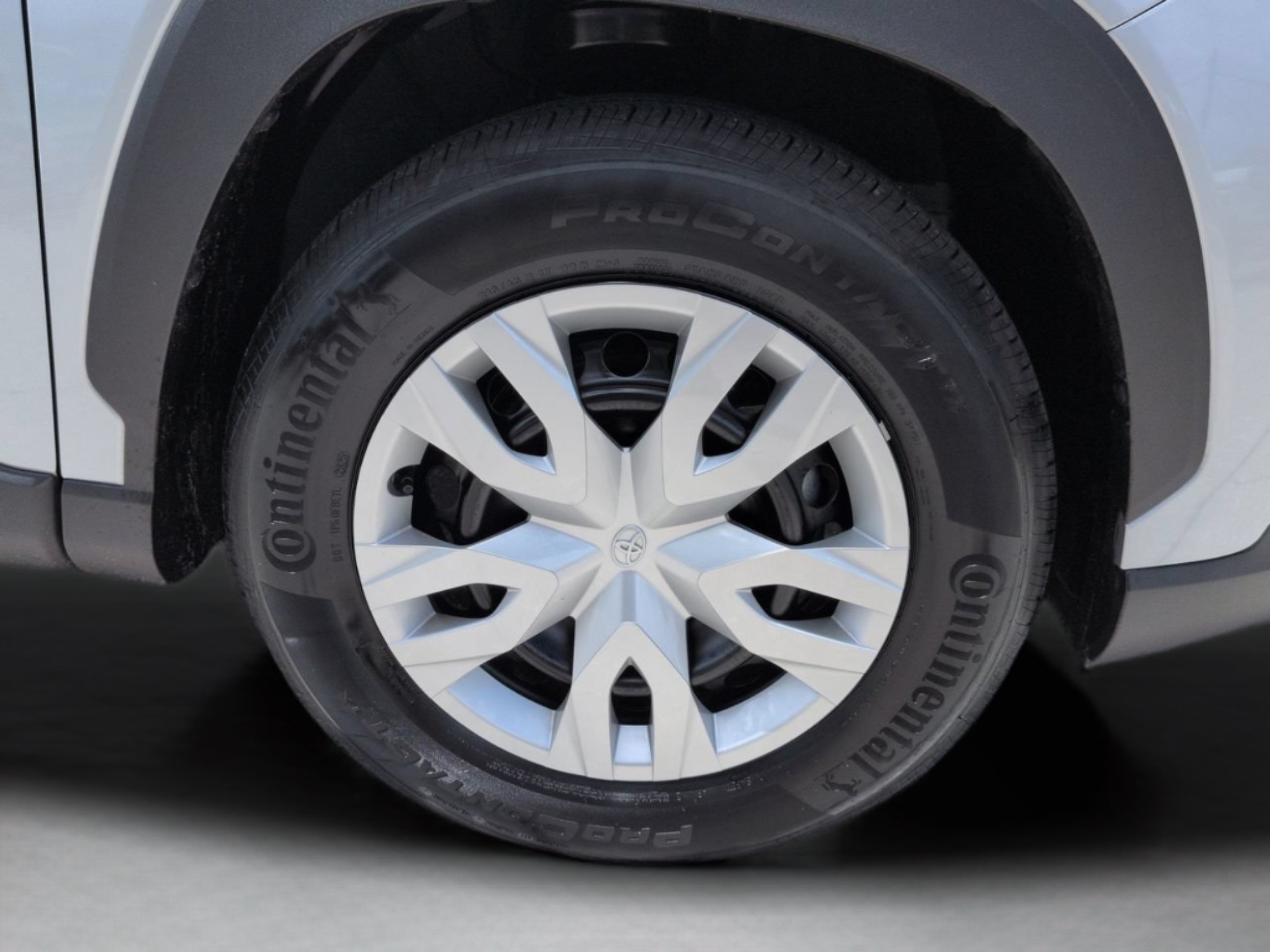 Used 2026 Toyota Corolla Cross L FWD image 13