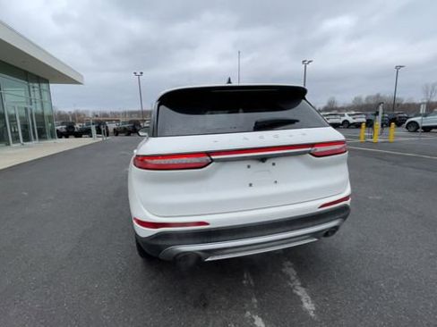 Used 2022 Lincoln Corsair AWD w/ Equipment Group 101A image 8