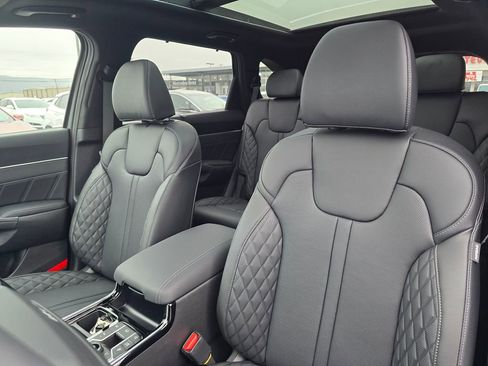 New 2026 Kia Sorento SX Prestige image 25