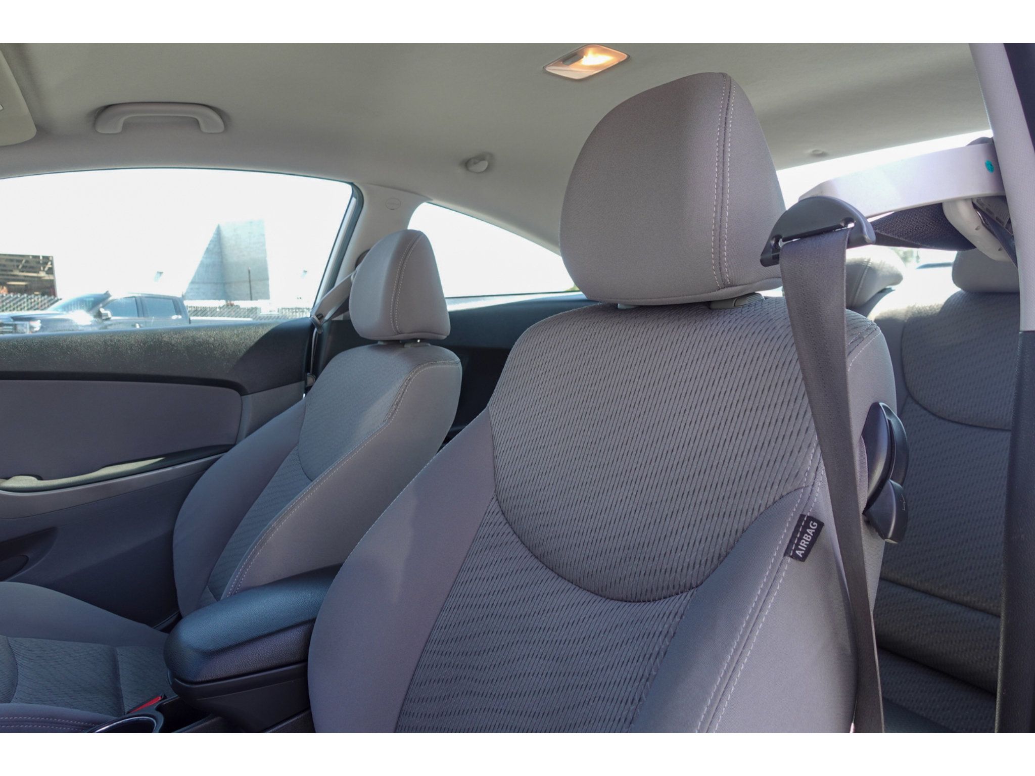 Used 2013 Hyundai Elantra FWD image 10