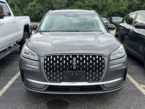 Used 2023 Lincoln Corsair Reserve w/ Equipment Group 202A AWD/4WD image 2