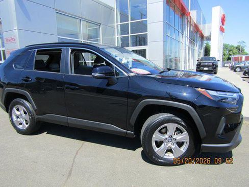Certified 2022 Toyota RAV4 XLE AWD/4WD image 1