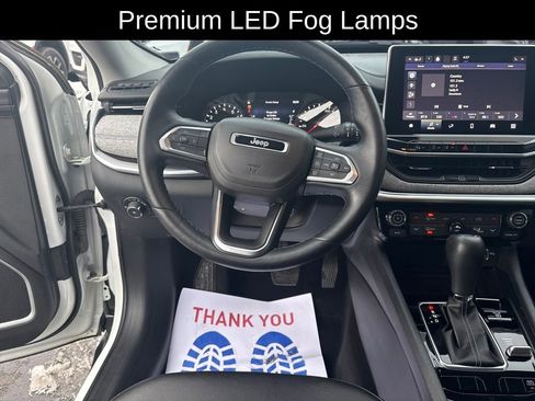 Certified 2022 Jeep Compass Latitude w/ Convenience Group image 17