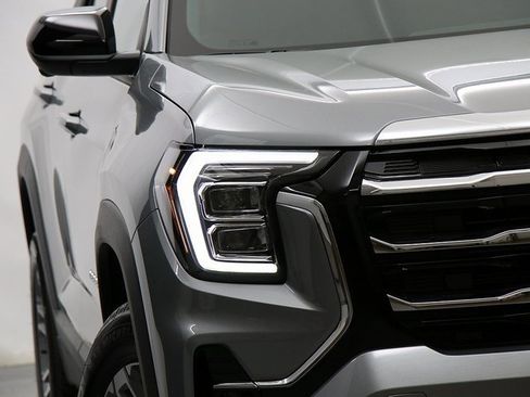 New 2026 GMC Terrain Elevation w/ Technology Package II image 4