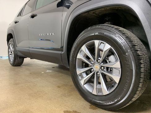 Used 2025 Chevrolet Equinox LT image 6