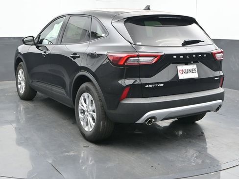New 2026 Ford Escape Active w/ Cold Weather Package image 8
