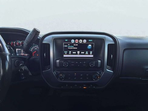 Used 2018 GMC Sierra 1500 SLE image 11