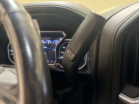 Used 2020 GMC Sierra 2500 AT4 w/ AT4 Premium Package image 15