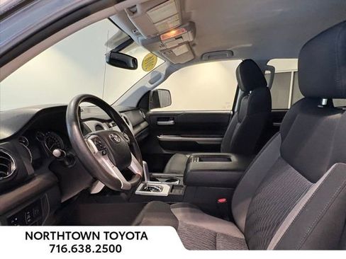 Used 2016 Toyota Tundra SR5 w/ SR5 Upgrade Package image 6