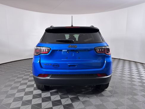 New 2026 Jeep Compass Limited image 8