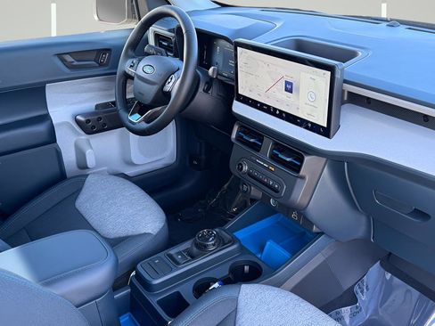 New 2026 Ford Maverick XLT w/ XLT Luxury Package FWD image 15