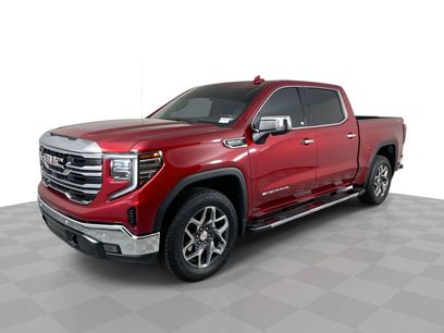 Used 2025 GMC Sierra 1500 SLT w/ SLT Premium Plus Package