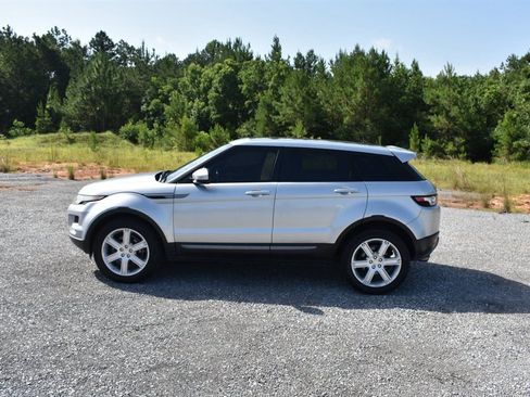 Used 2015 Land Rover Range Rover Evoque Pure Plus image 4