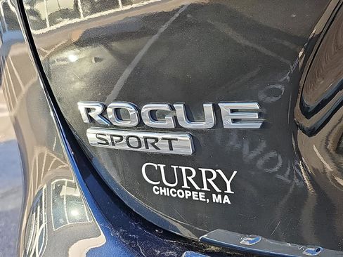 Used 2022 Nissan Rogue Sport SL image 34