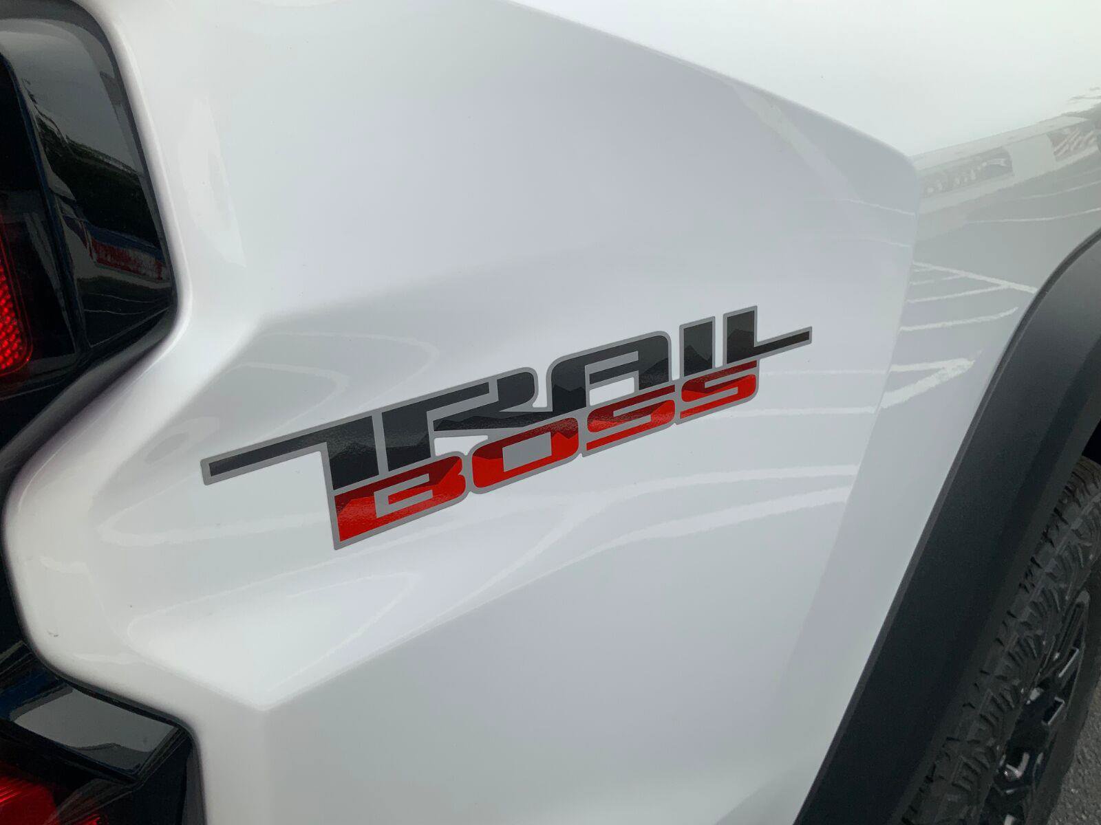 New 2026 Chevrolet Colorado Trail Boss AWD/4WD image 13