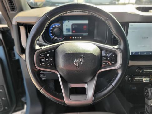 Certified 2023 Ford Bronco Wildtrak image 18