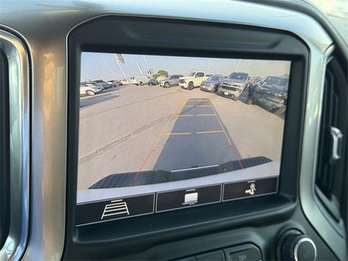 Used 2020 Chevrolet Silverado 2500 LT w/ Convenience Package image 13