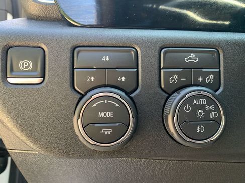 Used 2026 Chevrolet Silverado 2500 LT AWD/4WD image 24