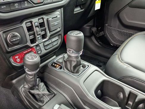 New 2025 Jeep Wrangler Unlimited Rubicon 392 image 23