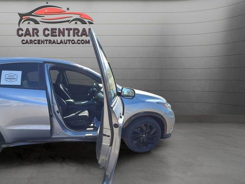 Used 2021 Honda HR-V Sport image 13