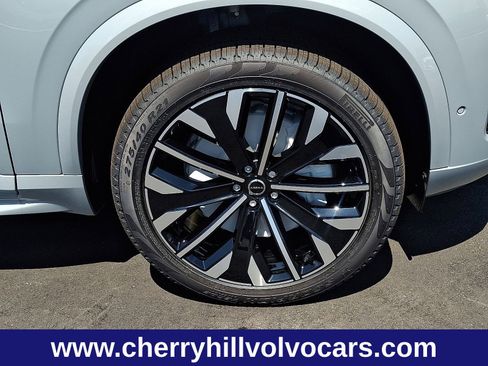New 2026 Volvo XC90 B6 Plus w/ Protection Package Premier image 8