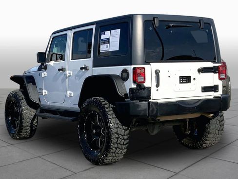 Used 2017 Jeep Wrangler Unlimited Sport w/ Quick Order Package 24S AWD/4WD image 11