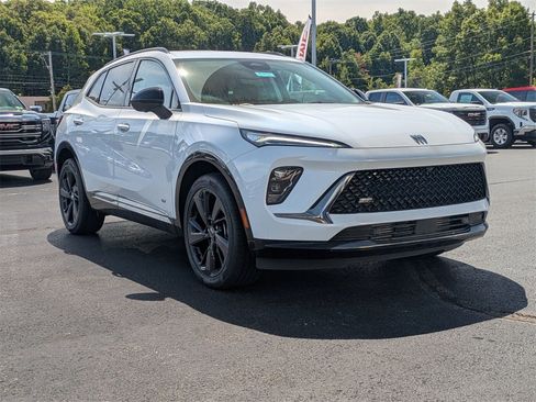 New 2025 Buick Envision Sport Touring image 3