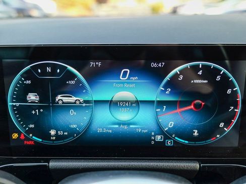 Used 2022 Mercedes-Benz GLA 250 4MATIC image 41