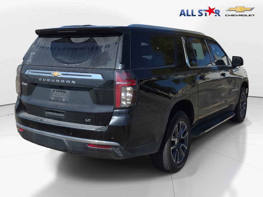 Used 2022 Chevrolet Suburban LT w/ LT Signature Plus Package RWD image 3