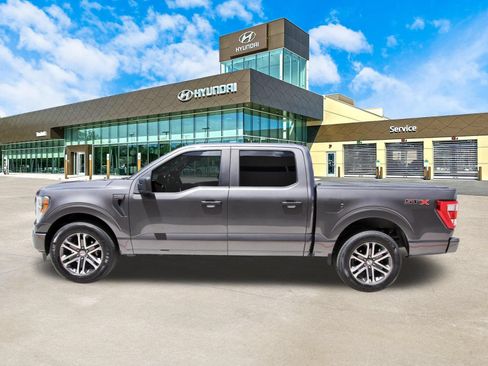 Used 2021 Ford F150 XL w/ STX Appearance Package RWD image 9