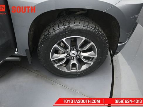 Used 2020 Chevrolet Silverado 1500 RST AWD/4WD image 30