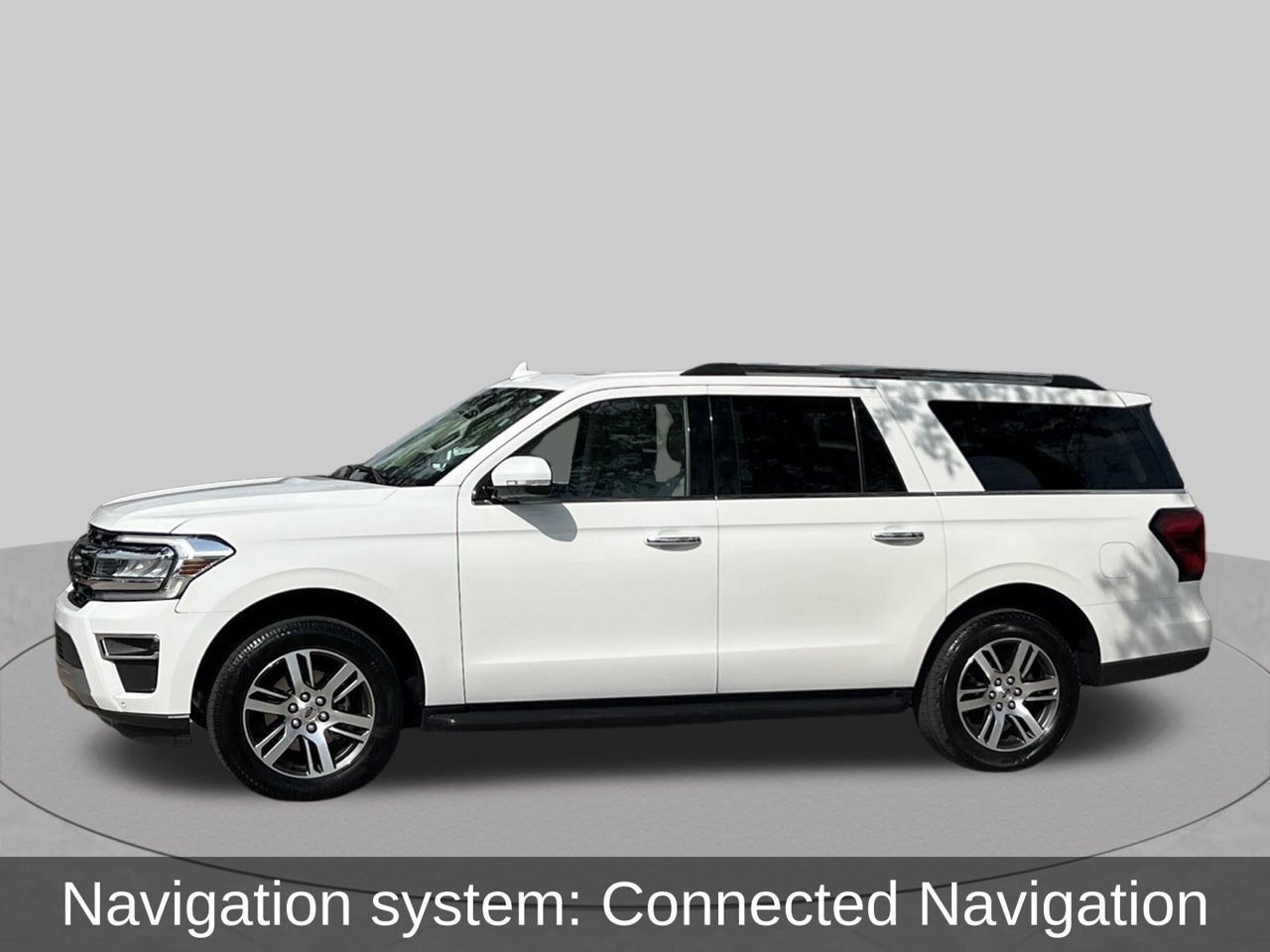 Used 2024 Ford Expedition Max Limited AWD/4WD image 2