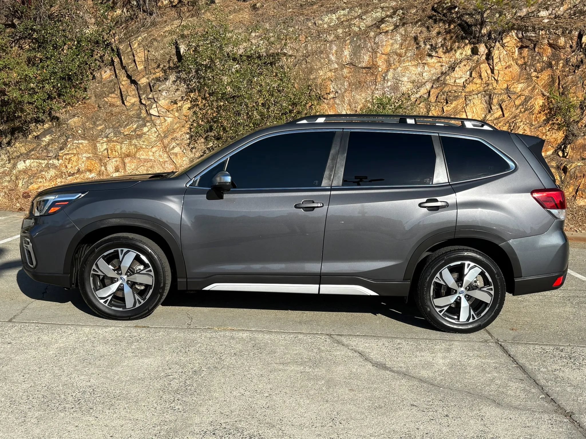Used 2020 Subaru Forester Touring w/ Popular Package #2 AWD/4WD image 2