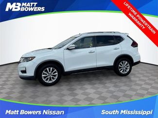 Used 2020 Nissan Rogue SV image 1