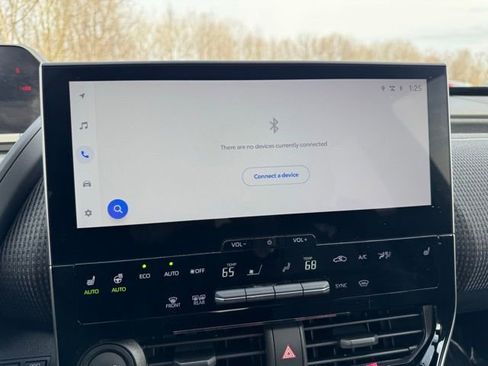 Used 2024 Toyota bZ4X XLE w/ Weather Package image 29