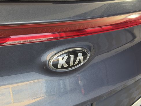 Used 2020 Kia Sportage LX AWD/4WD image 10
